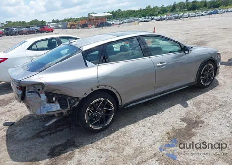 2025 Kia K4 Gt-Line z USA, uszkodzony, nr VIN 3KPFW4DE5SE096899